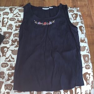 Women’s flower tank
